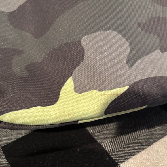 Lemon Everywhere Belt Bag - Picture 4 of 6